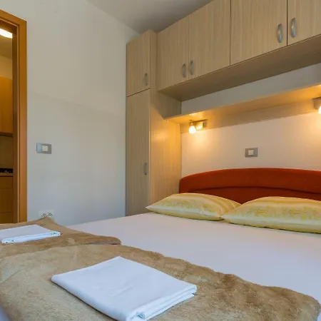 Vintage-style Nur 70 Meter Zum Mit Meerblick Und Parkplatz *