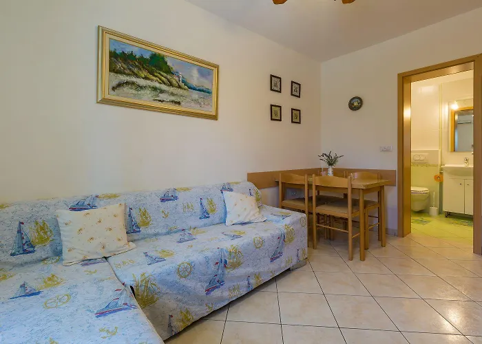 Vintage-style Nur 70 Meter Zum Mit Meerblick Und Parkplatz Crikvenica